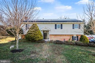 6 AUTUMN DR, Dillsburg, PA 17019