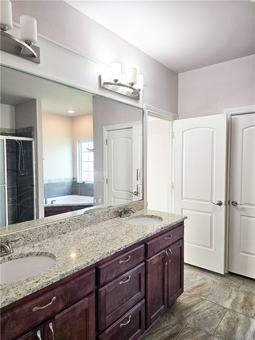 2203 SW Tupelo Avenue, Bentonville, AR 72713