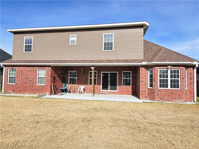 2203 SW Tupelo Avenue, Bentonville, AR 72713