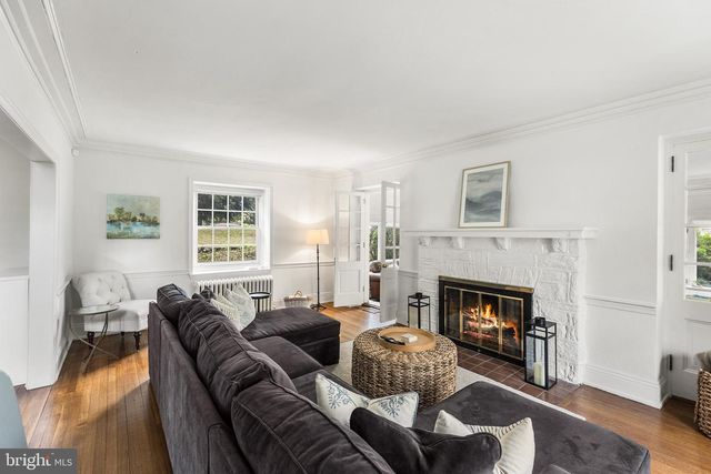 16 RADCLIFF RD, Bala Cynwyd, PA 19004