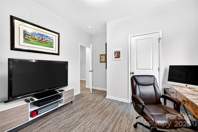 7563 Bridle Court, Sherrills Ford, NC 28673