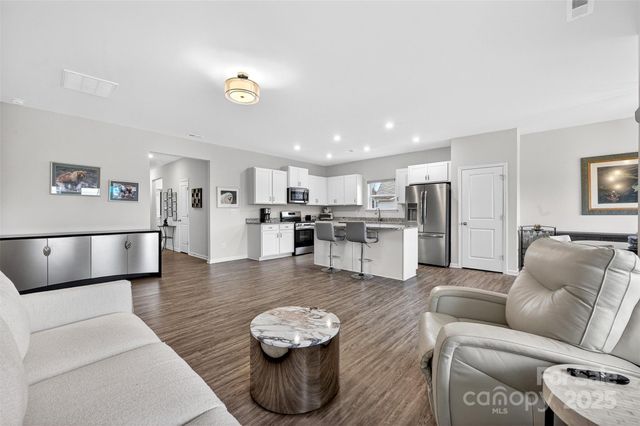 7563 Bridle Court, Sherrills Ford, NC 28673