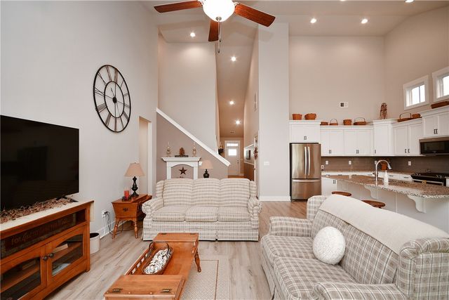 105 Foxbank Circle, Greer, SC 29651