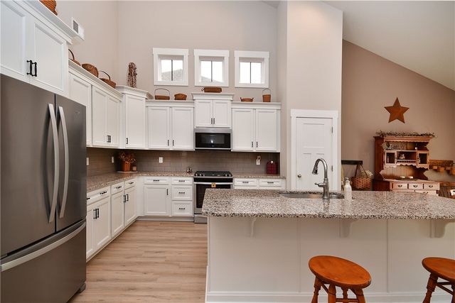 105 Foxbank Circle, Greer, SC 29651