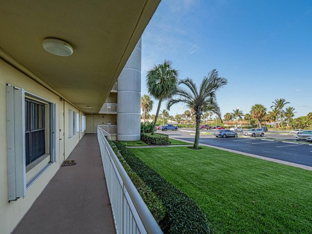 3200 N Highway A1a 104, Hutchinson Island, FL 34949