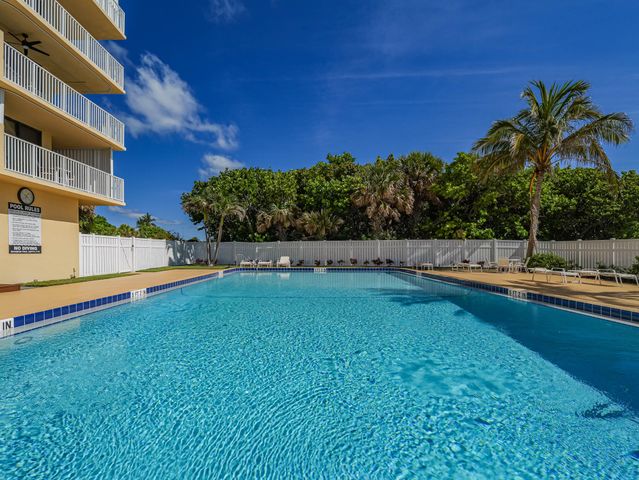 3200 N Highway A1a 104, Hutchinson Island, FL 34949