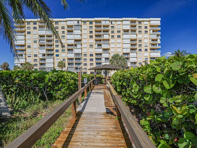 3200 N Highway A1a 104, Hutchinson Island, FL 34949