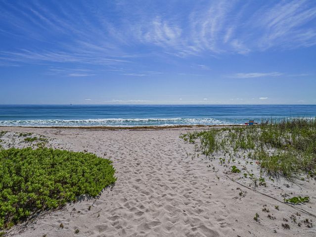 3200 N Highway A1a 104, Hutchinson Island, FL 34949