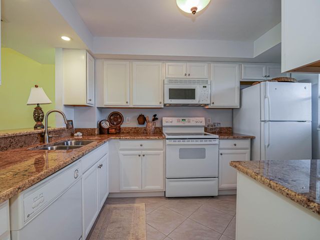 3200 N Highway A1a 104, Hutchinson Island, FL 34949