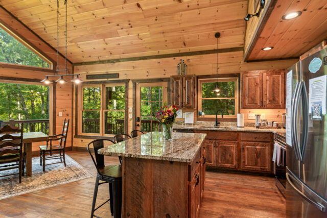 34 Highland Forest Trail, Morganton, GA 30560