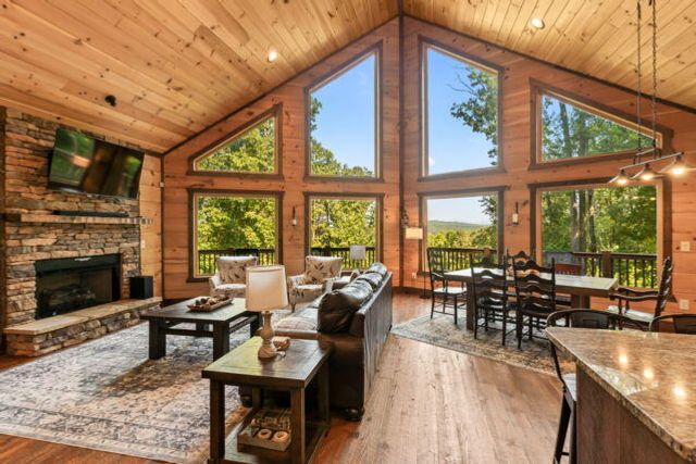 34 Highland Forest Trail, Morganton, GA 30560