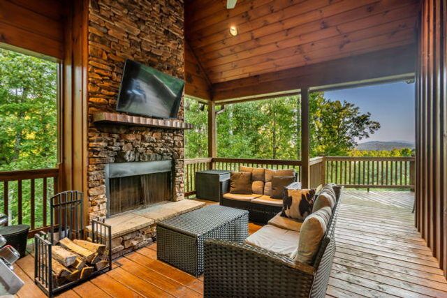 34 Highland Forest Trail, Morganton, GA 30560