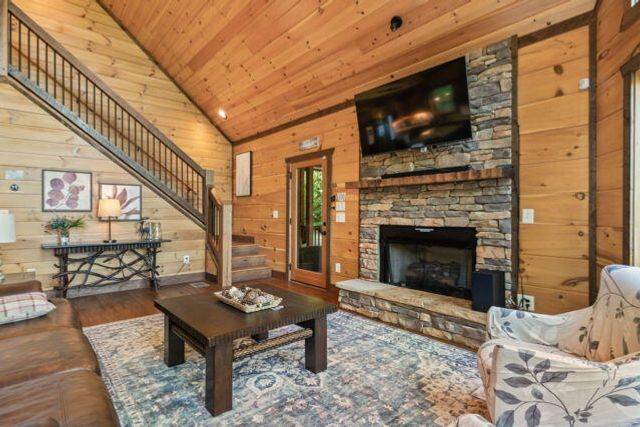 34 Highland Forest Trail, Morganton, GA 30560