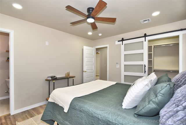 4844 S 34th Avenue W, Tulsa, OK 74107