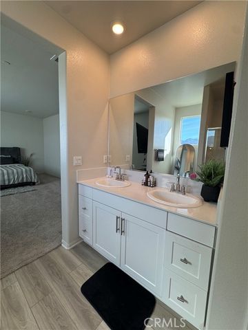 19553 Hanging Rock Road, Lake Elsinore, CA 92532