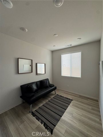 19553 Hanging Rock Road, Lake Elsinore, CA 92532