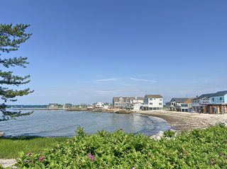 75 Circle Beach Road, Madison, CT 06443