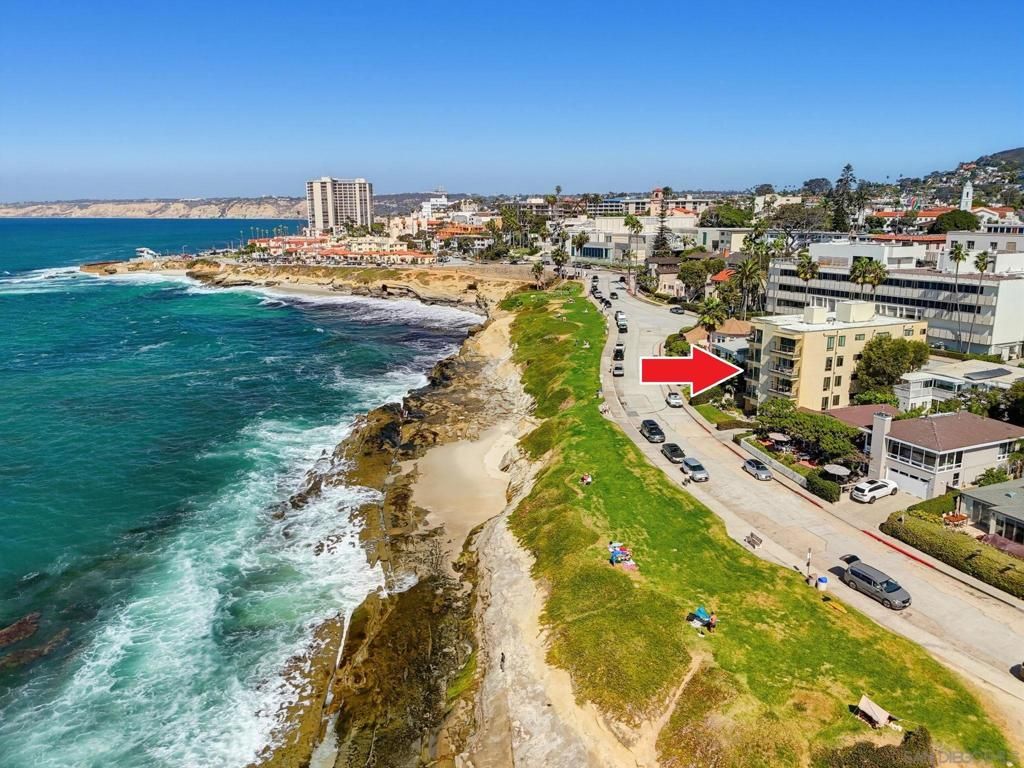 457 Coast 302, La Jolla, CA 92037 — photo 2