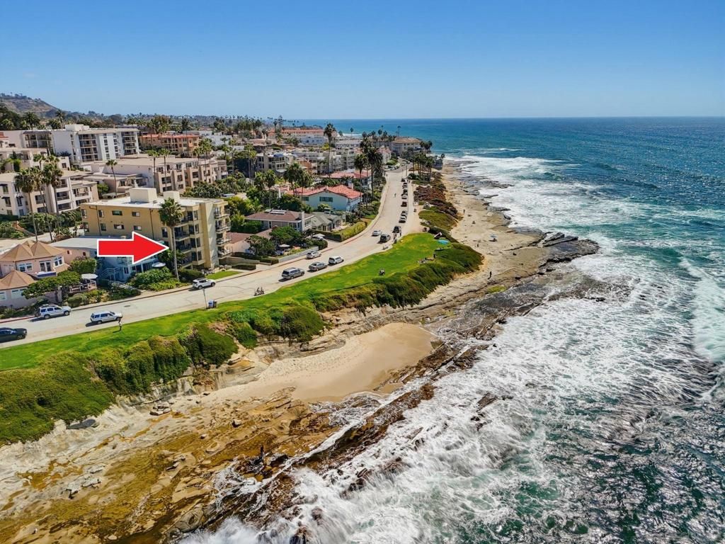 457 Coast 302, La Jolla, CA 92037 — photo 3