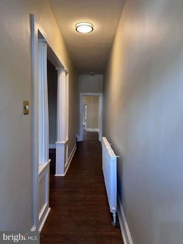 222 W UNION ST, Burlington, NJ 08016