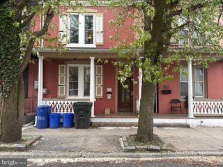 222 W UNION ST, Burlington, NJ 08016