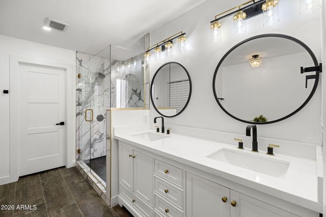 8437 E VIA DE ENCANTO --, Scottsdale, AZ 85258
