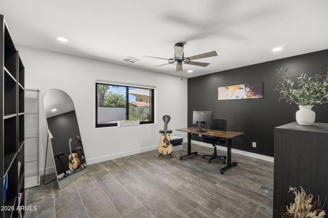 8437 E VIA DE ENCANTO --, Scottsdale, AZ 85258