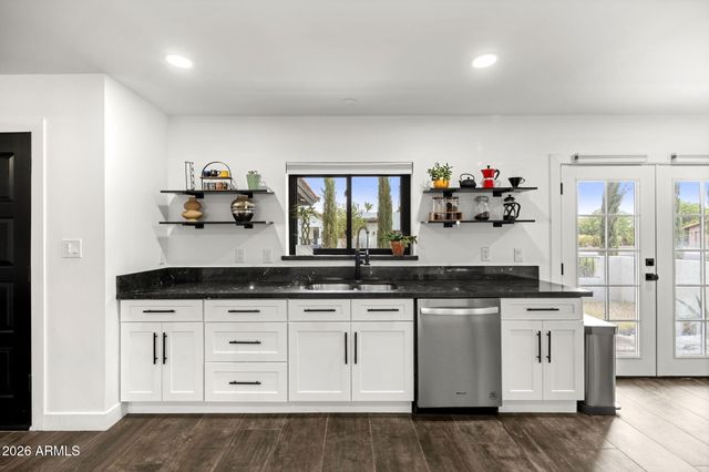 8437 E VIA DE ENCANTO --, Scottsdale, AZ 85258