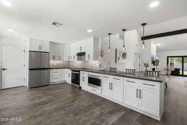 8437 E VIA DE ENCANTO --, Scottsdale, AZ 85258
