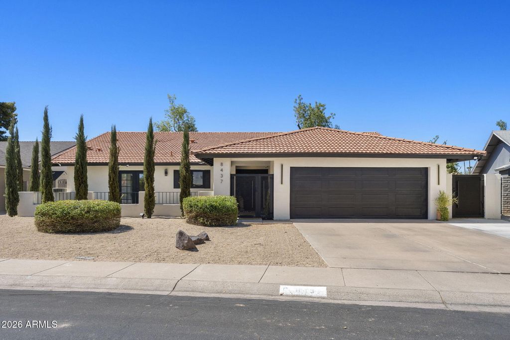 8437 E VIA DE ENCANTO --, Scottsdale, AZ 85258