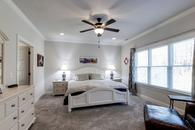 305 McClaran Pl, Murfreesboro, TN 37129