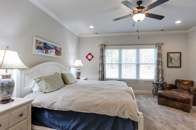 305 McClaran Pl, Murfreesboro, TN 37129