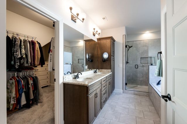 305 McClaran Pl, Murfreesboro, TN 37129