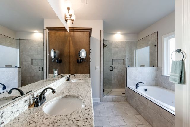 305 McClaran Pl, Murfreesboro, TN 37129