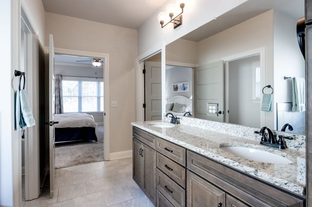 305 McClaran Pl, Murfreesboro, TN 37129