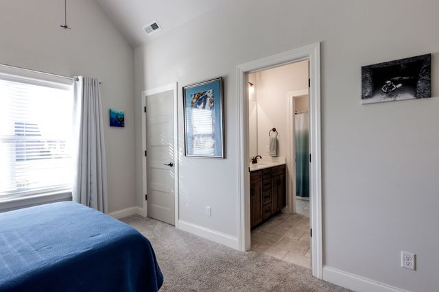 305 McClaran Pl, Murfreesboro, TN 37129