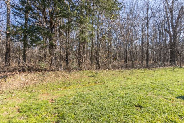 305 McClaran Pl, Murfreesboro, TN 37129