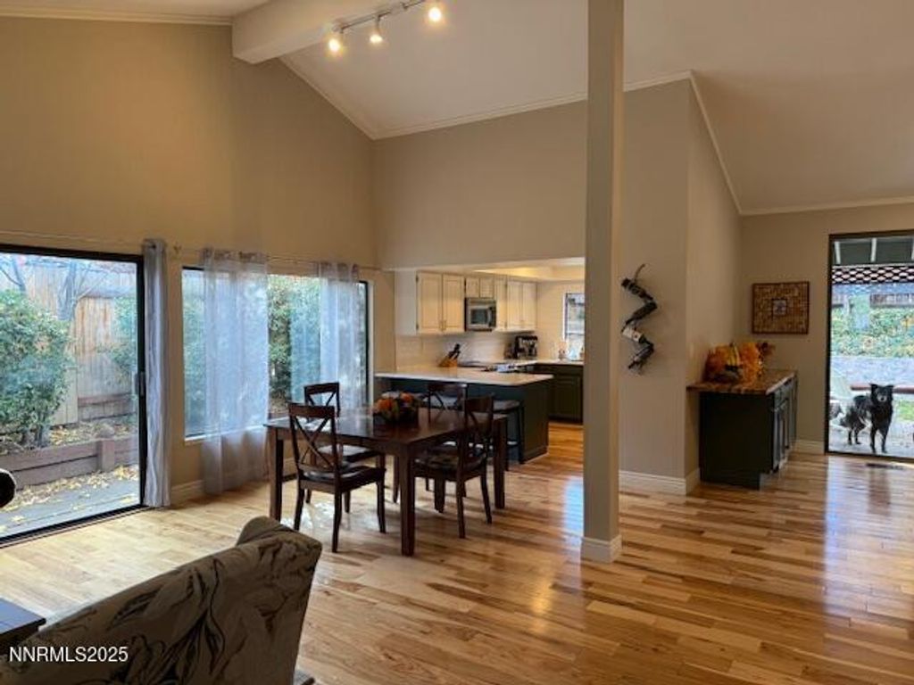 6317 Meadow Creek Drive, Reno, NV 89519