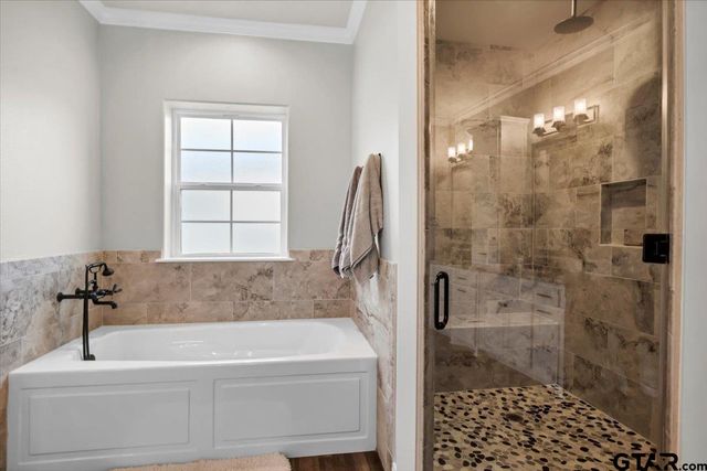 18329 Timber Oaks Dr, Lindale, TX 75771