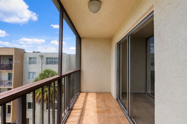 14250 SW 62nd St 521, Miami, FL 33183
