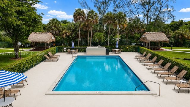 14250 SW 62nd St 521, Miami, FL 33183
