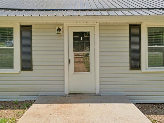 1119 Drewry RD, Martinsville, VA 24112