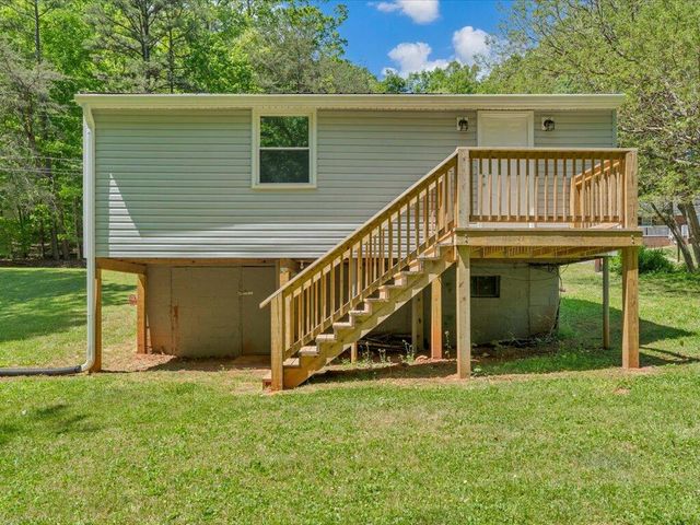 1119 Drewry RD, Martinsville, VA 24112