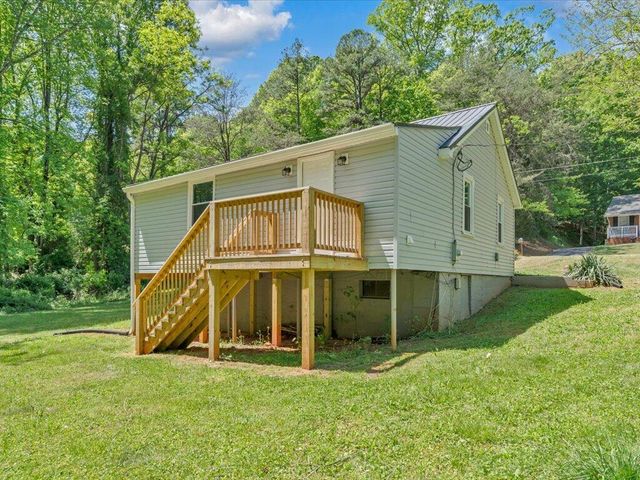 1119 Drewry RD, Martinsville, VA 24112