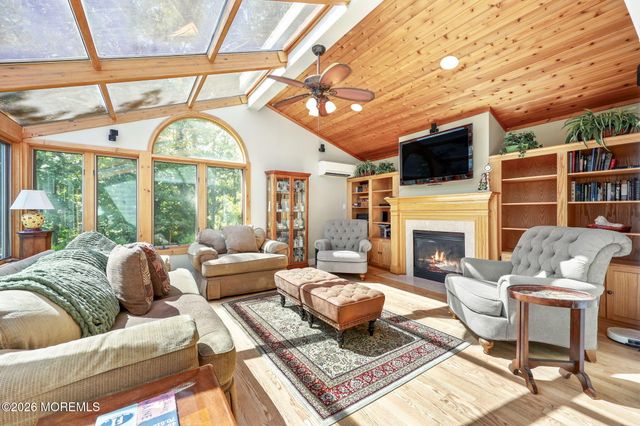 13 Tara Lin Drive, Hazlet, NJ 07730