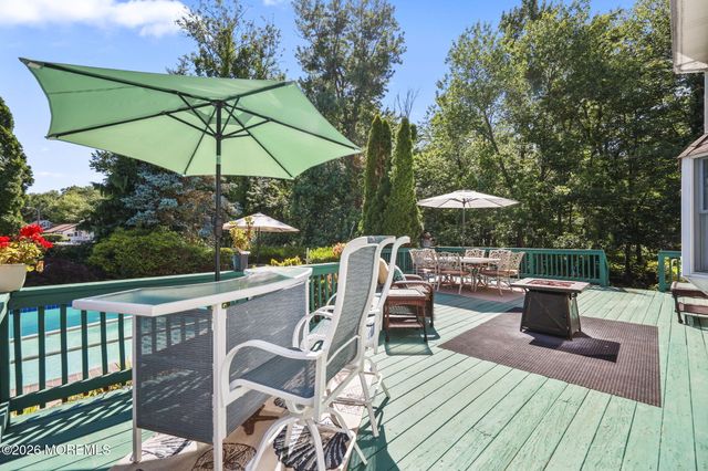 13 Tara Lin Drive, Hazlet, NJ 07730