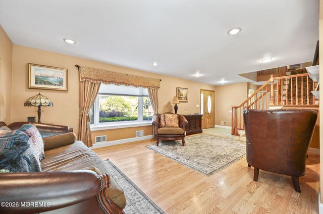 13 Tara Lin Drive, Hazlet, NJ 07730