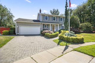 13 Tara Lin Drive, Hazlet, NJ 07730