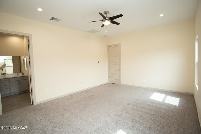 13480 N Gladstone Hill Place, Marana, AZ 85658