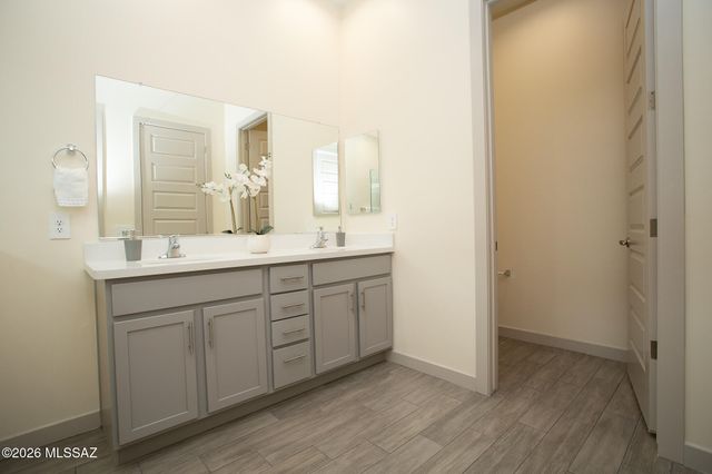 13480 N Gladstone Hill Place, Marana, AZ 85658